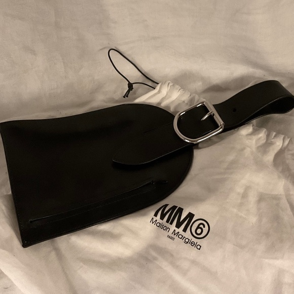 MM6 Maison Margiela Black Leather Wristlet NWT - Picture 1 of 13